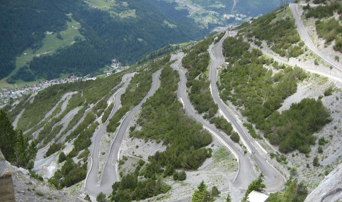 On the road Bilder & Fotos
