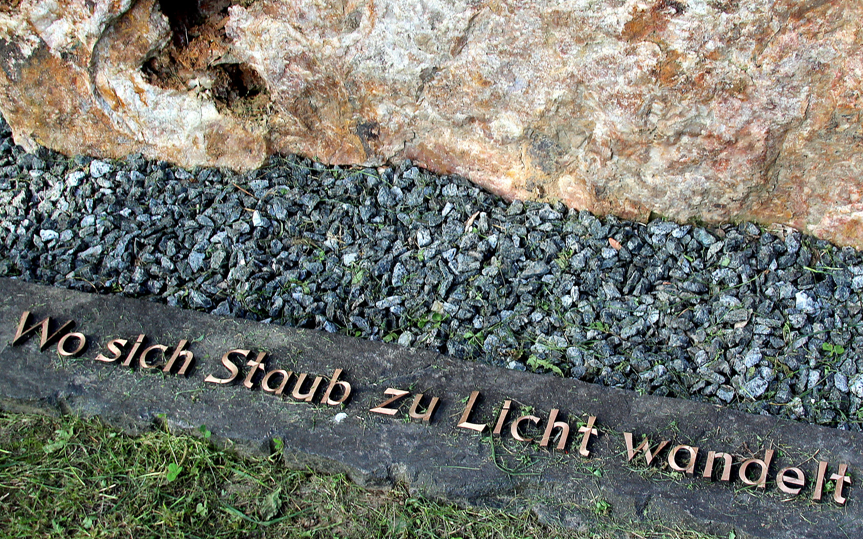 Wo sich Staub zu Licht wandelt