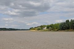 Wo sonst der Rhein fließt – Gaststätte Fährhaus 01