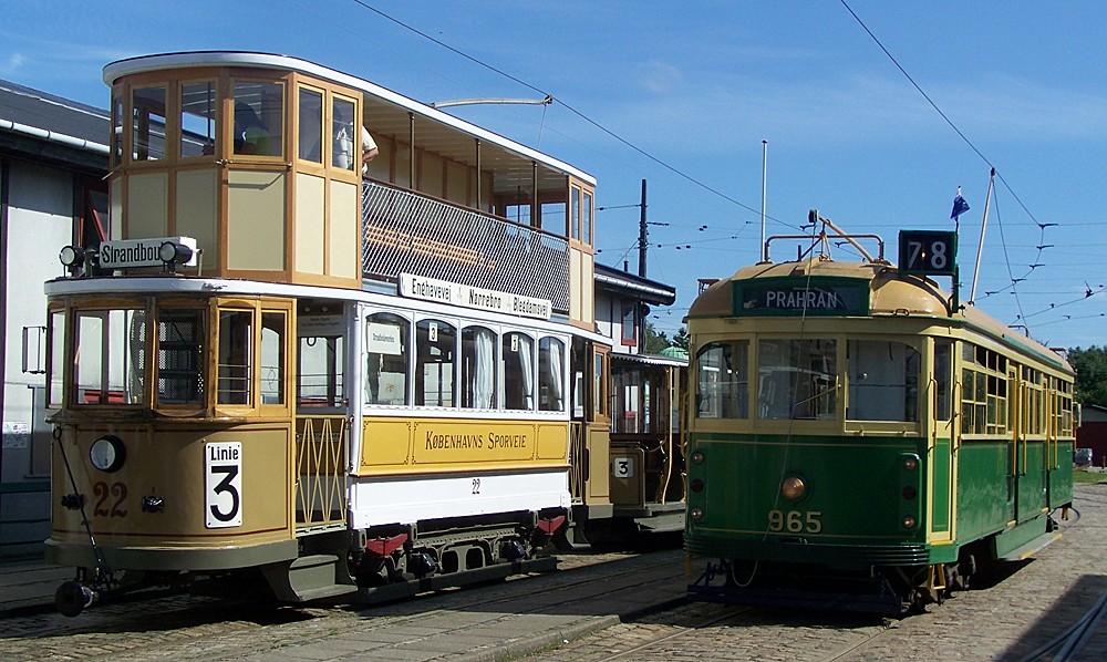 Wo stehen diese beiden Bahnen?