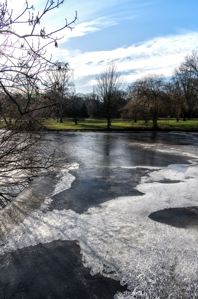 wo still der Weiher liegt