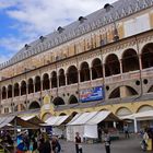 Wochenmarkt am Palazzo della Ragione