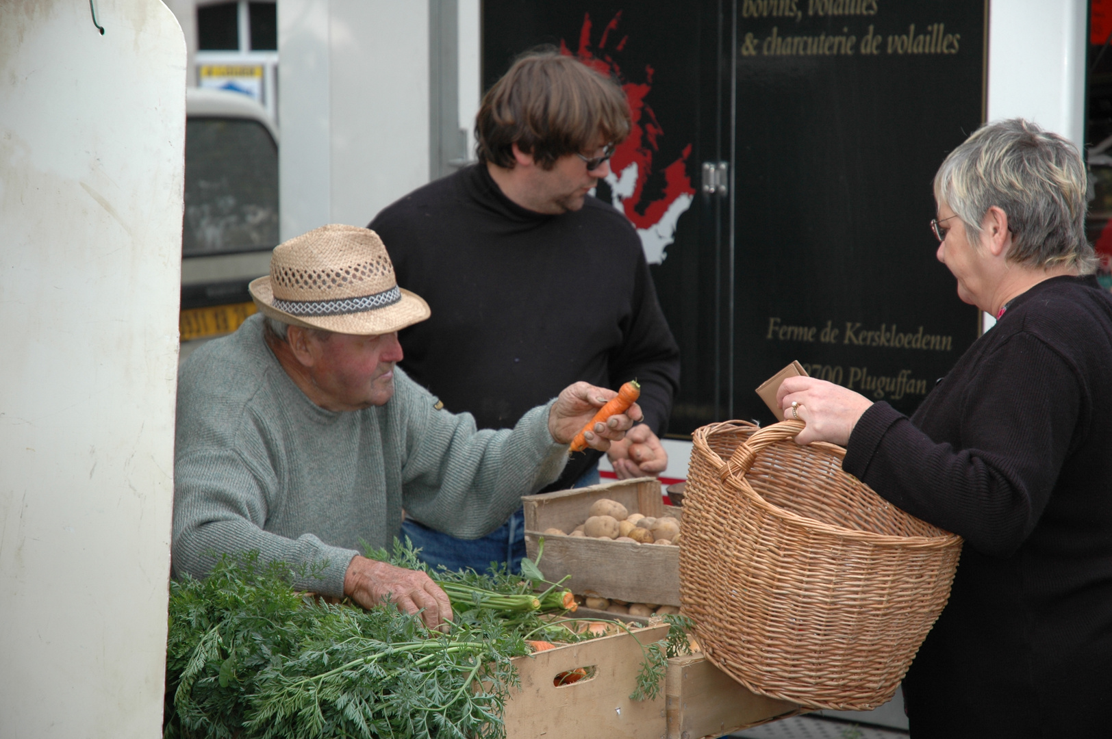 Wochenmarkt in Pont l` Abbe -  Der Segen der Erde