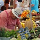 Wochenmarkt in Saint Tropez-eine Inspiration für die Sinne.