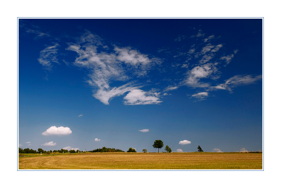 Wölkchen bis zum Horizont