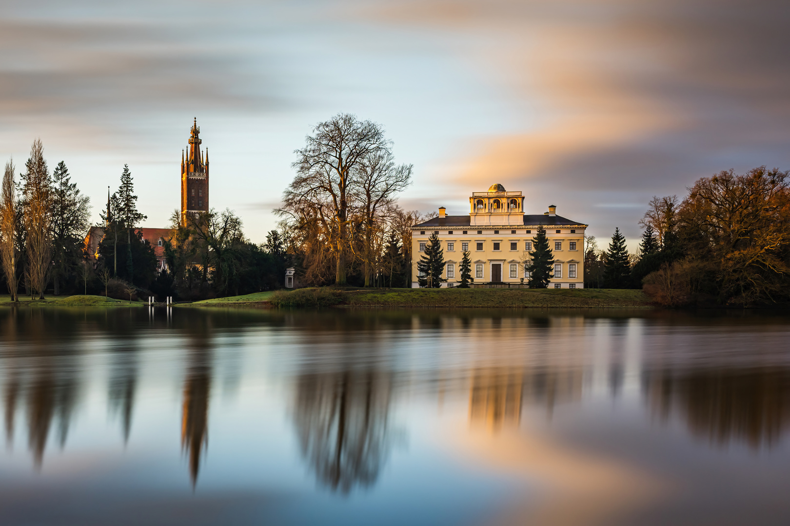 Wörlitzer Park - Schloss Wörlitz