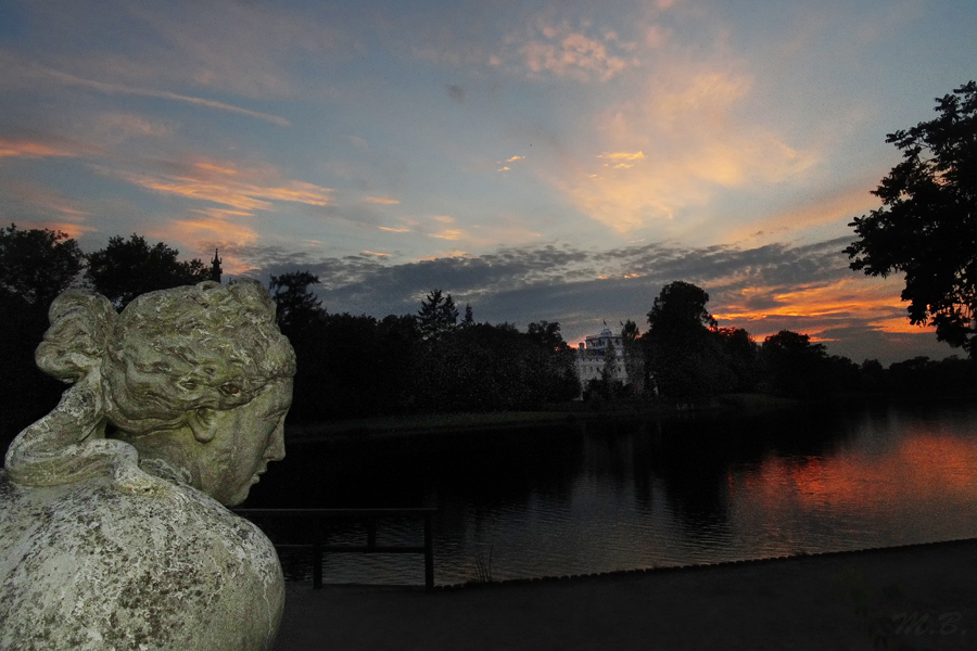 Wörltzer Park am Abend