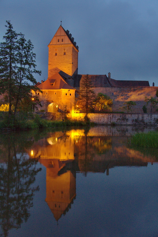 Wörnitztor am Abend