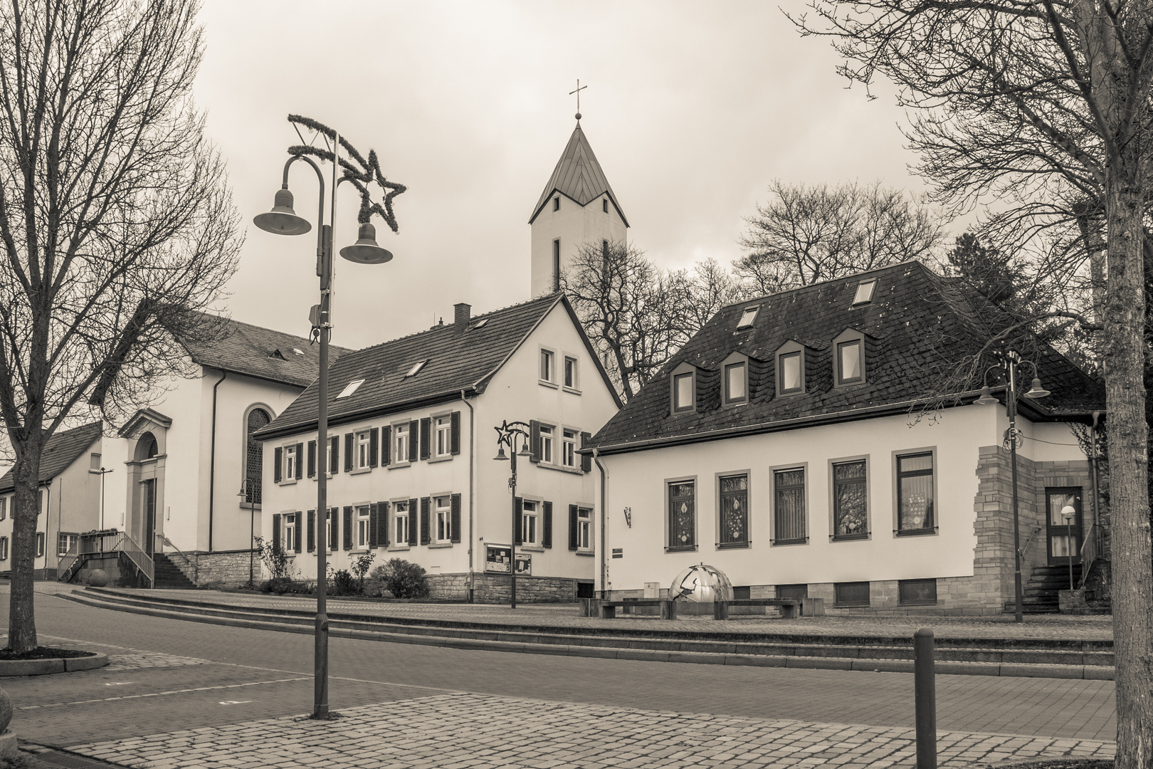 Wörrstadt in einer ganz leichten Sepiatonung