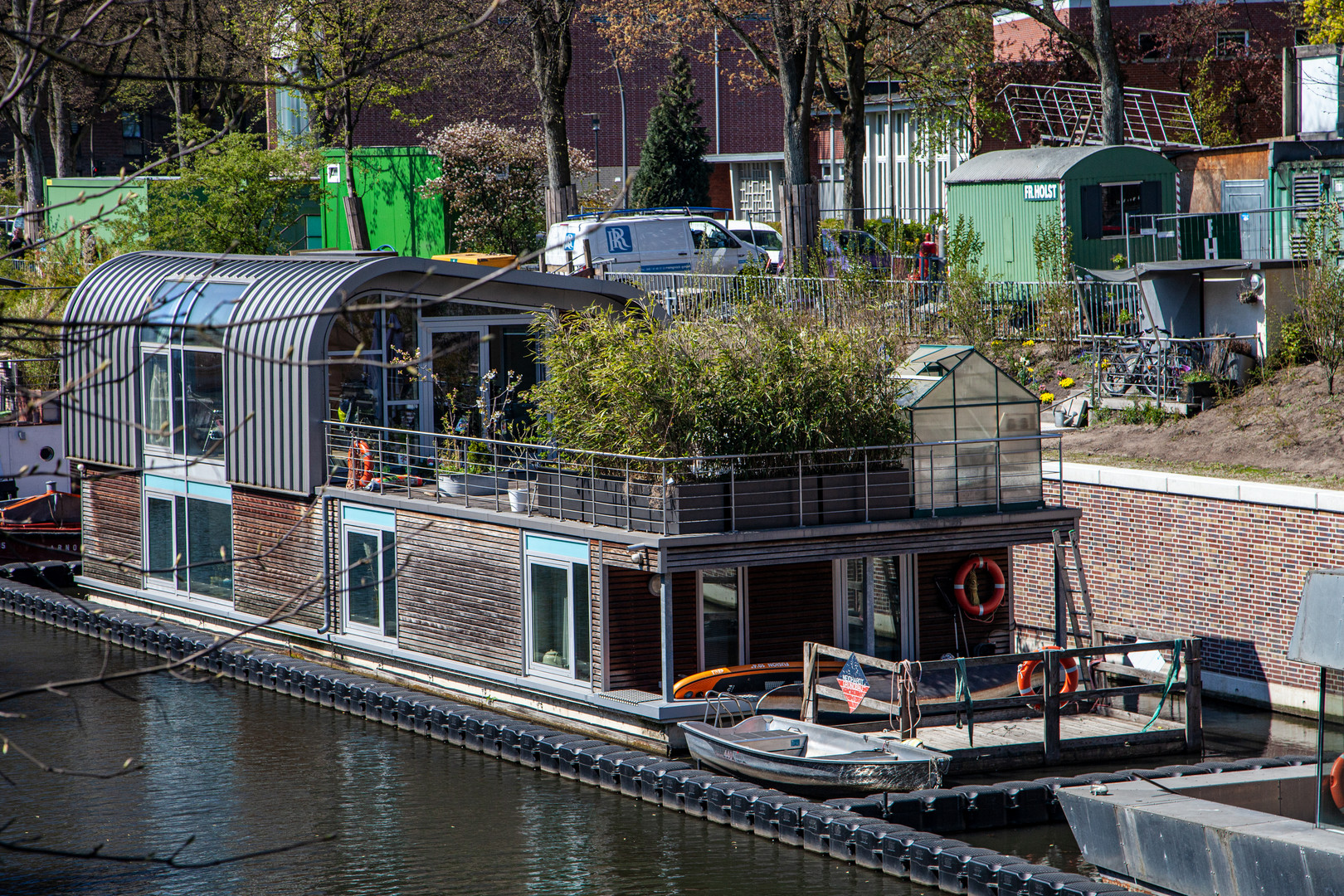 Wohnen auf dem Wasser