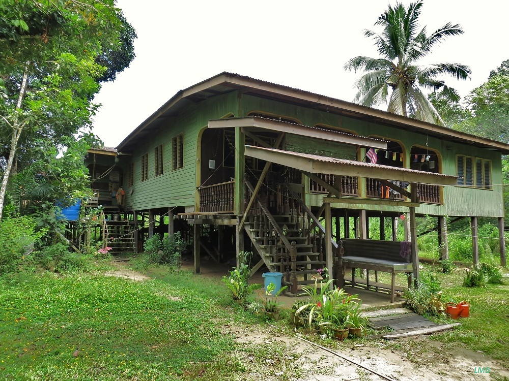 Wohnhaus auf Borneo