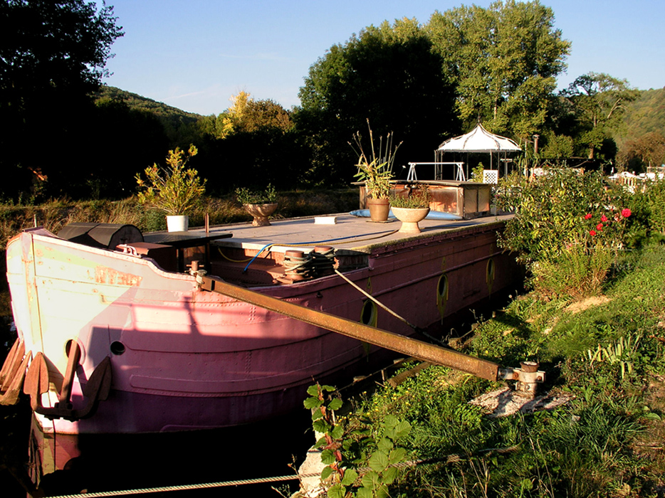 Wohnschiff bei Rancenay