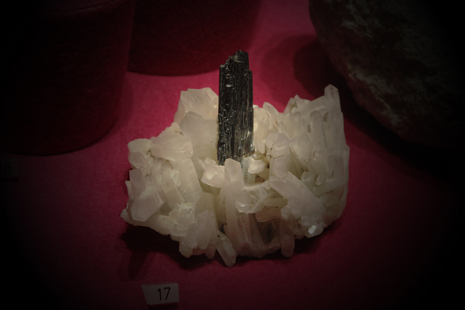 Wolframite @ Mineralogisches Museum Hamburg