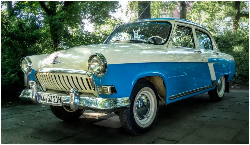 Wolga Foto & Bild | oldtimer, verkehr, fahrzeuge Bilder auf fotocommunity