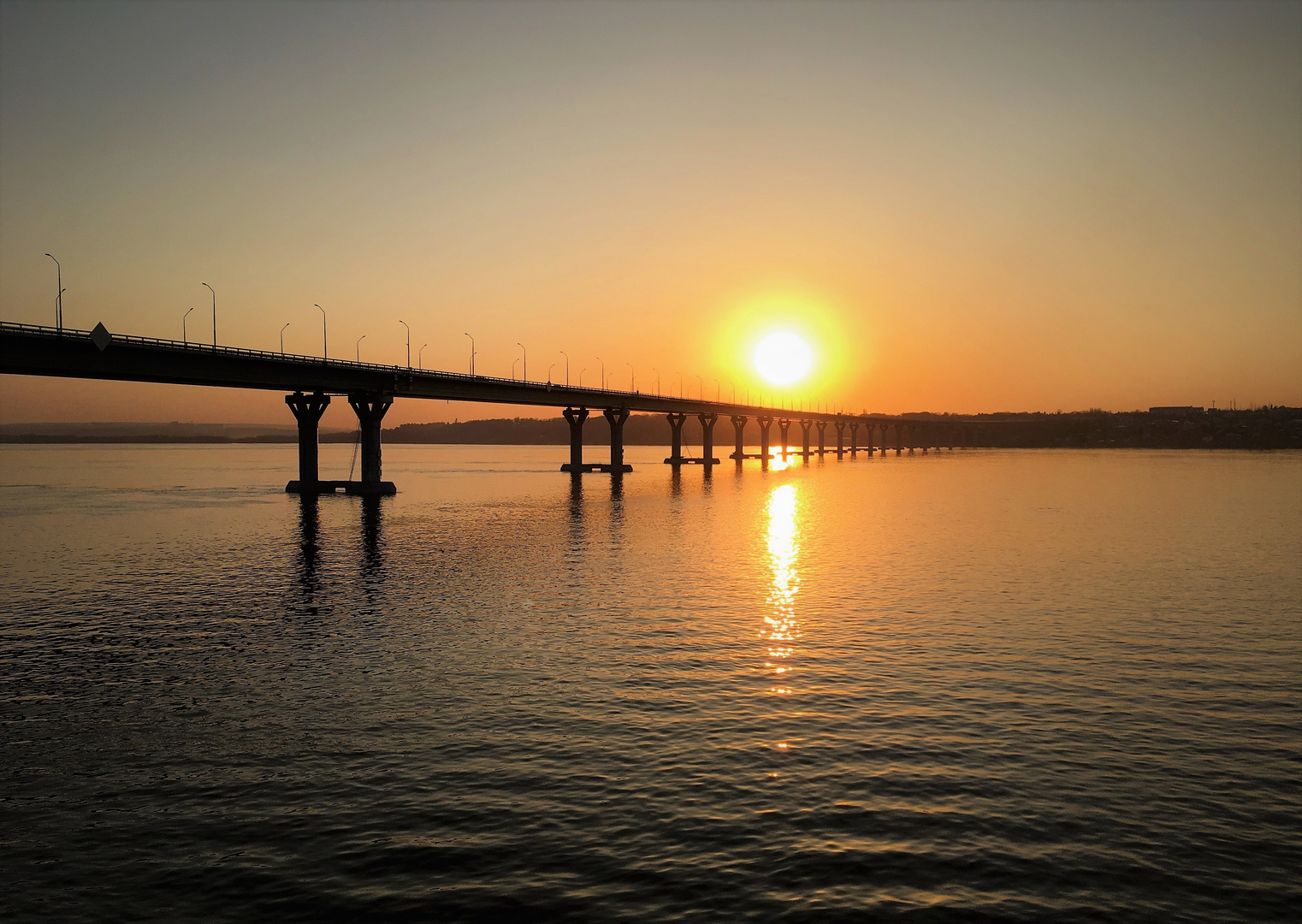 Wolgabrücke bei Sonnenuntergang