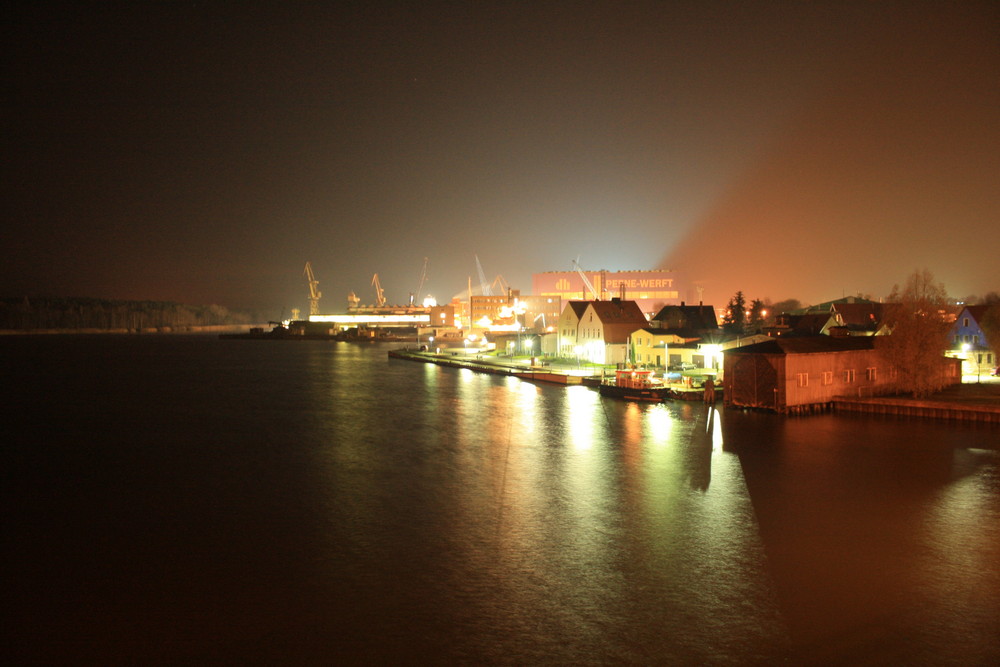 Wolgast bei Nacht