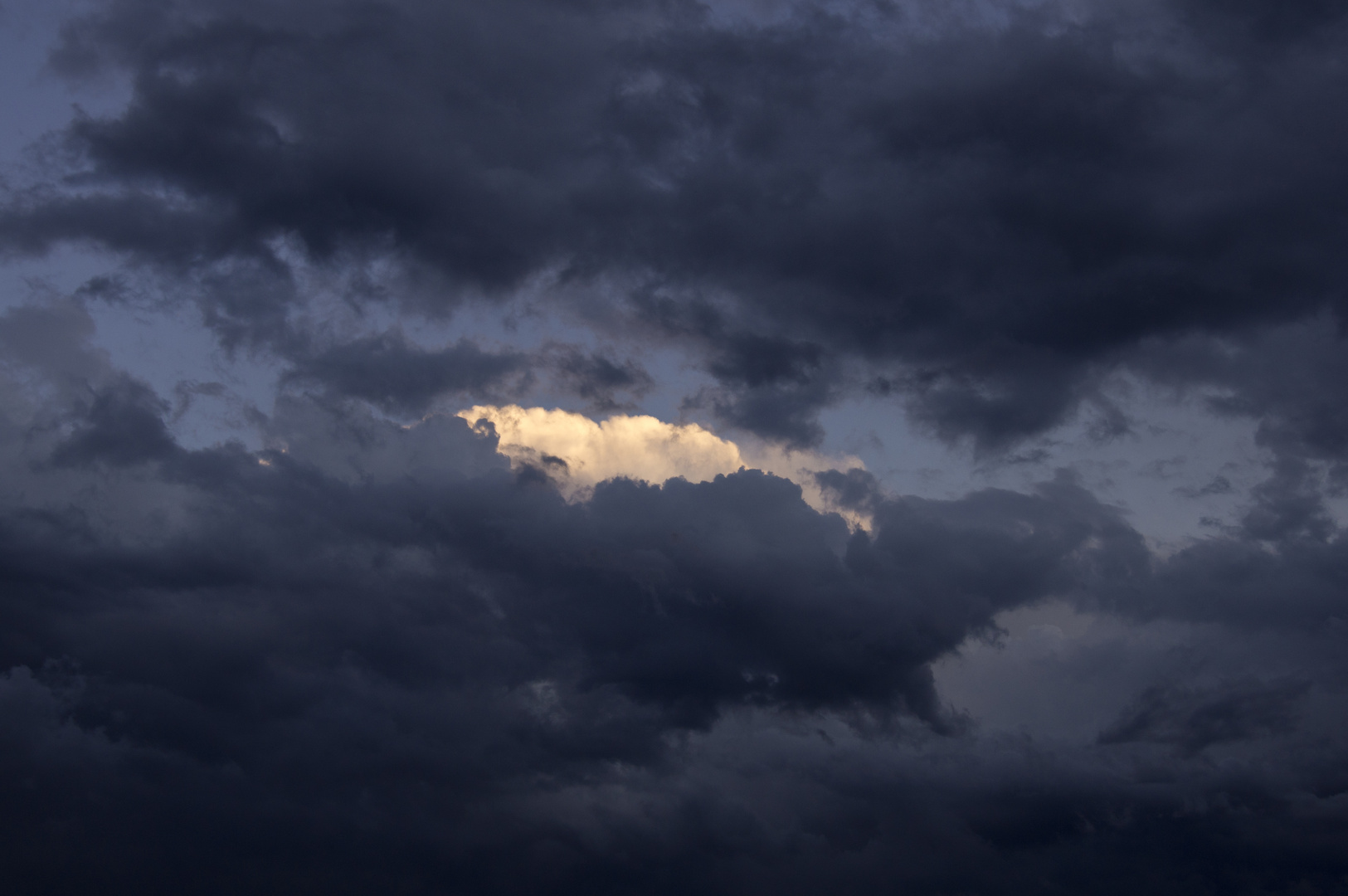 Wolke beleuchtet1