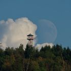 Wolke, Turm und Mond...