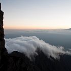 Wolken am Gipfelgrad des Mount Meru