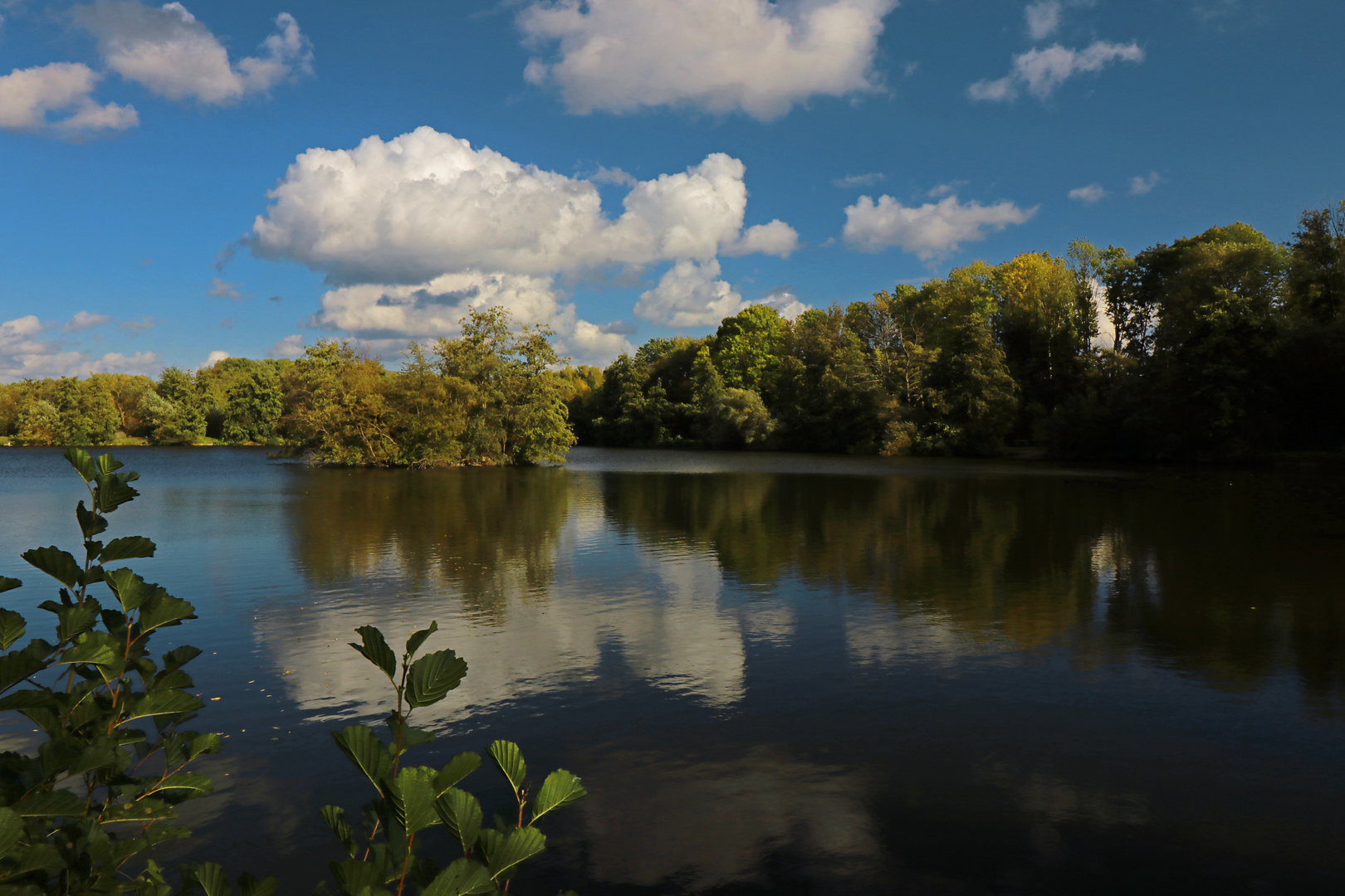 Wolken am Herbsthimmel