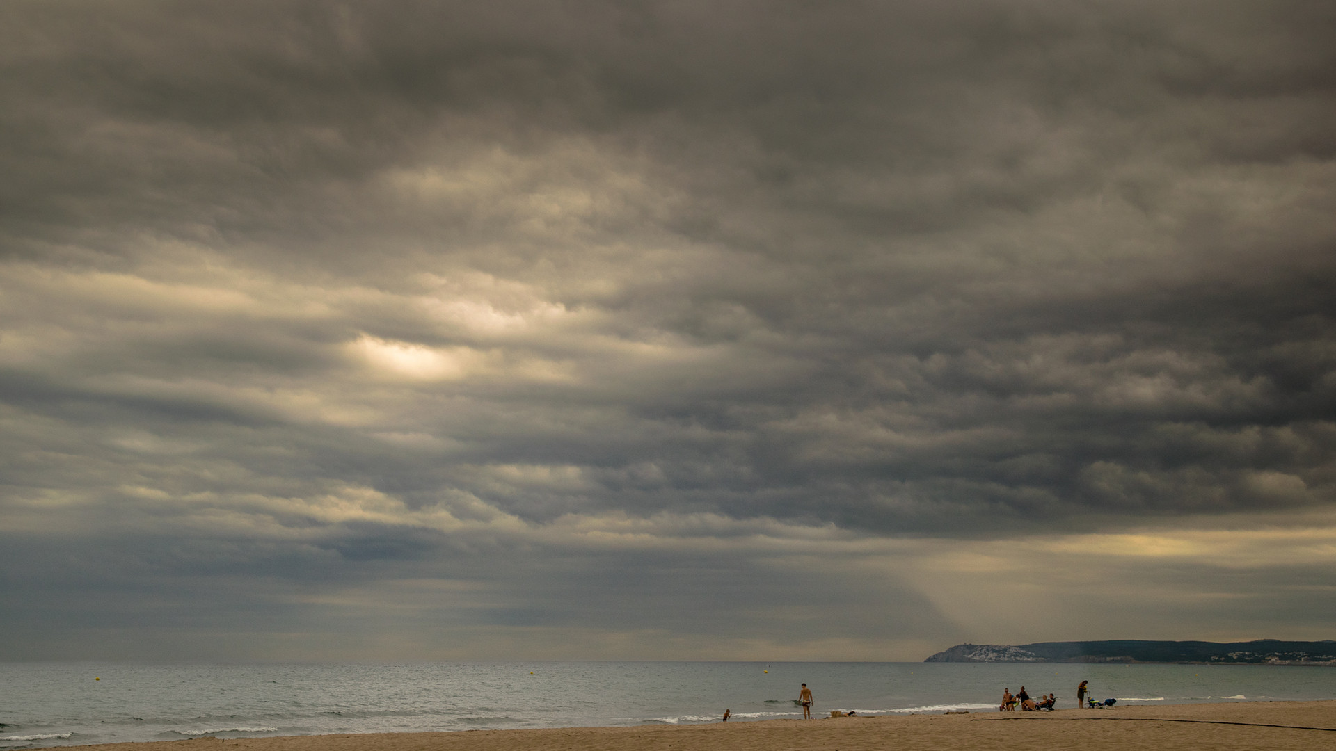 Wolken am Himmel, Sant Pere Pescadore, Spanien