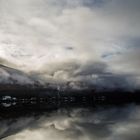 Wolken am Loch Long