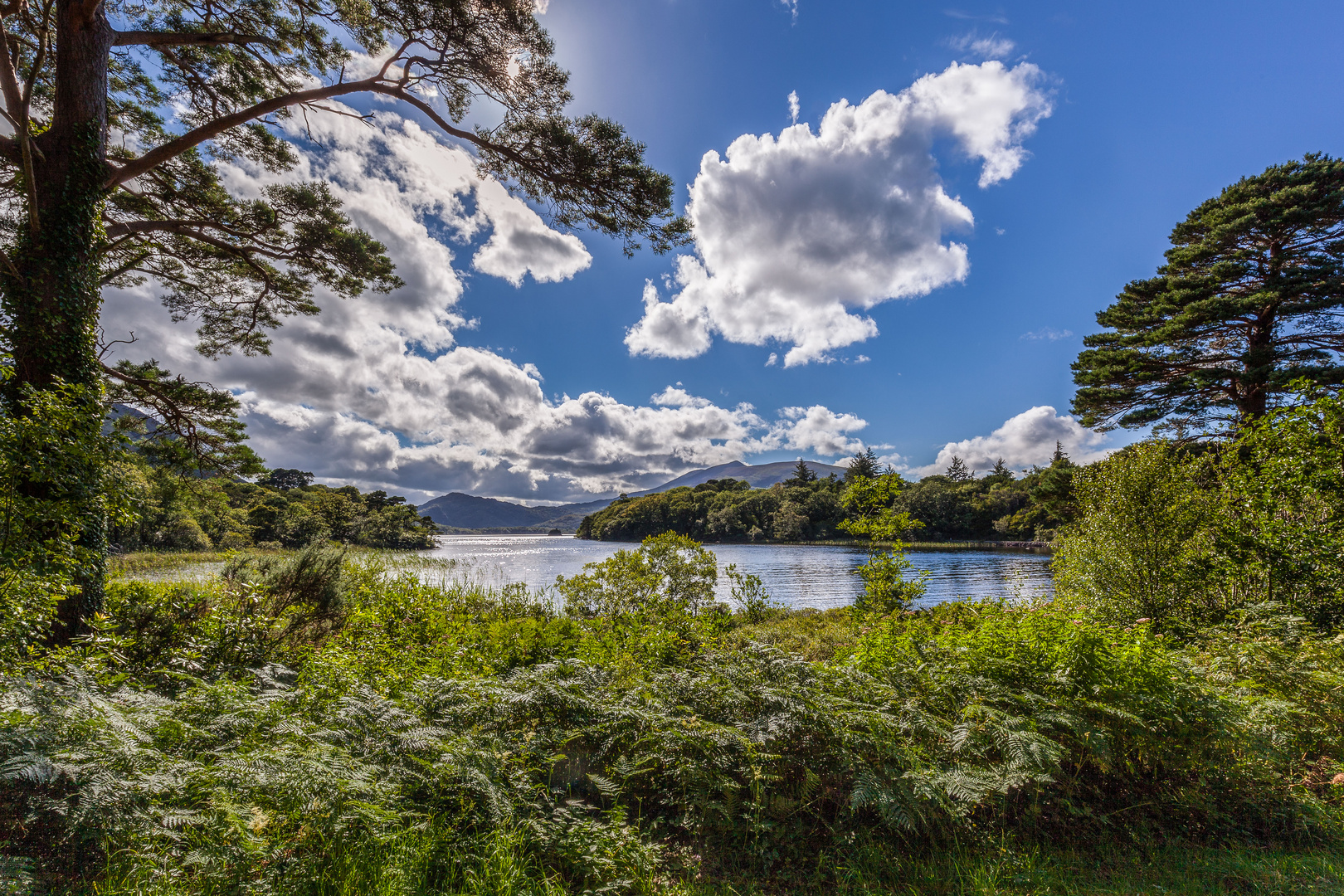 Wolken am Muckross Lake