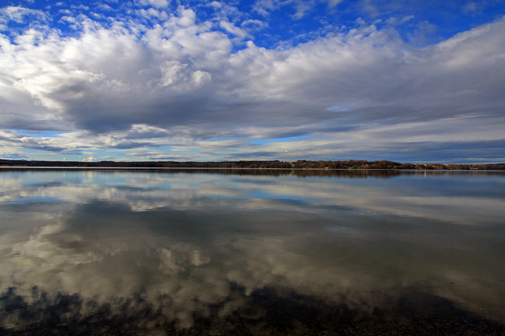 Wolken am Starnberger See