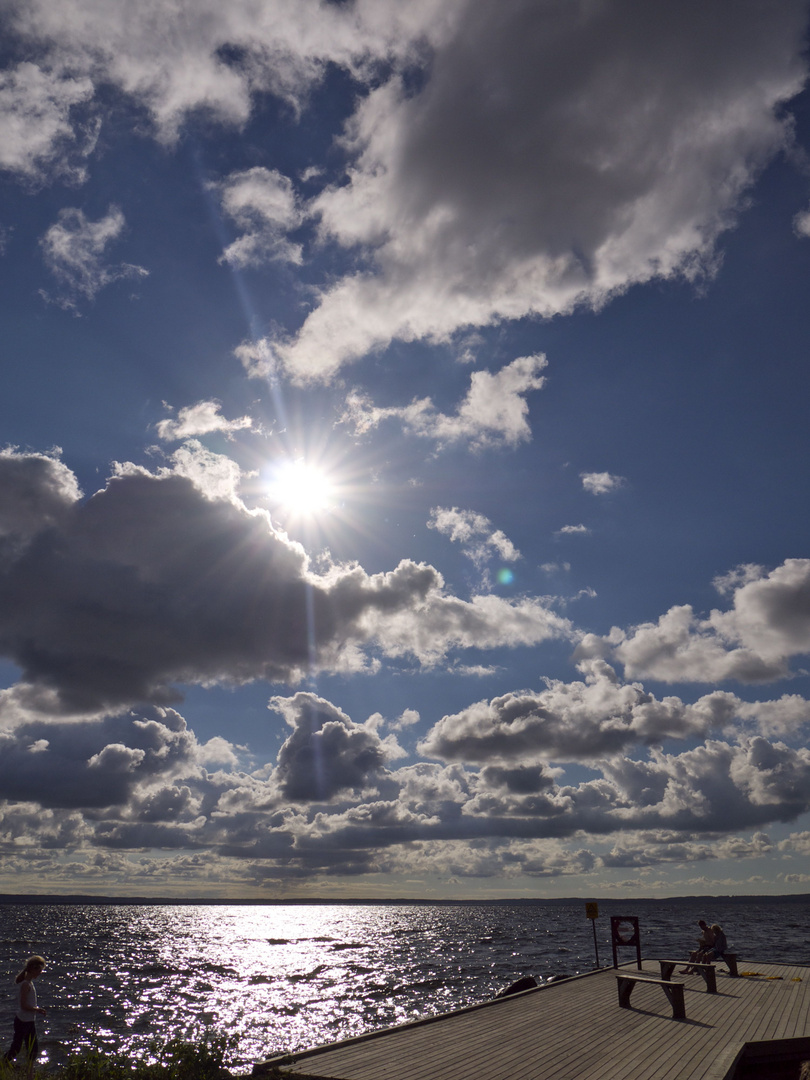 Wolken am Unden in Südschweden