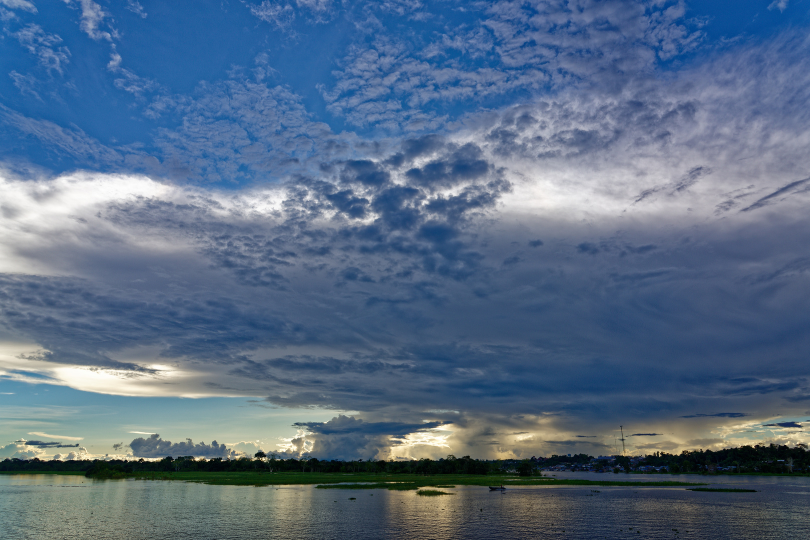 Wolken-Amazonas-1