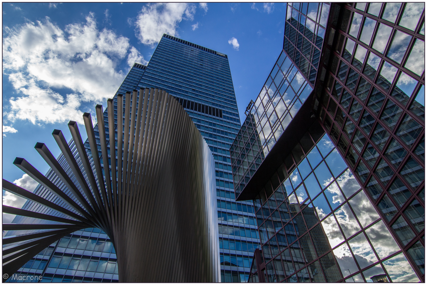 Wolken auf der Bank Foto & Bild | architektur, deutschland ...