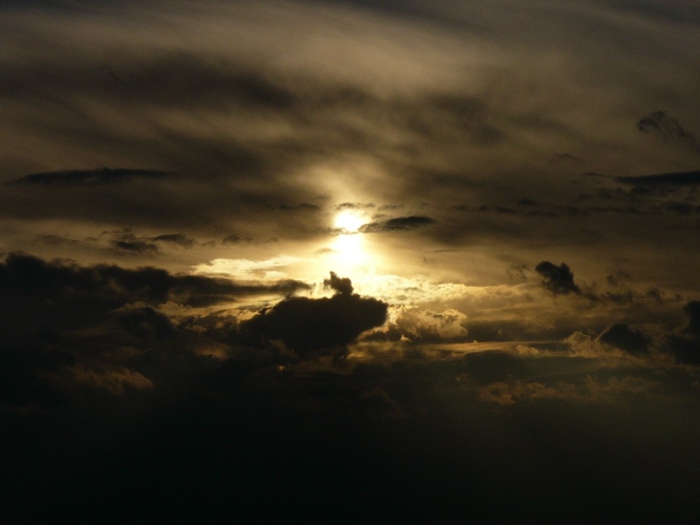 Wolken beim Sonnenuntergang