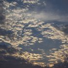 Wolken beim Sonnenuntergang über Toronto