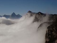 Wolken branden an den Untersberg