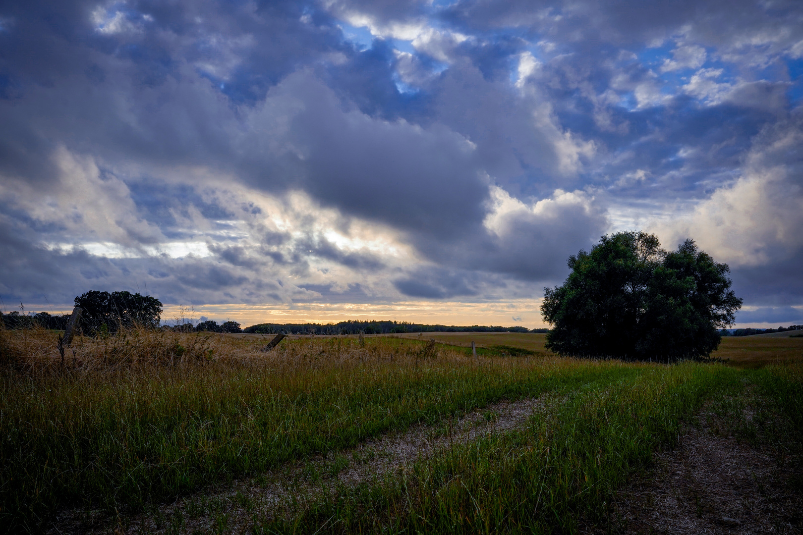 Wolken brechen in Mecklenburg auf