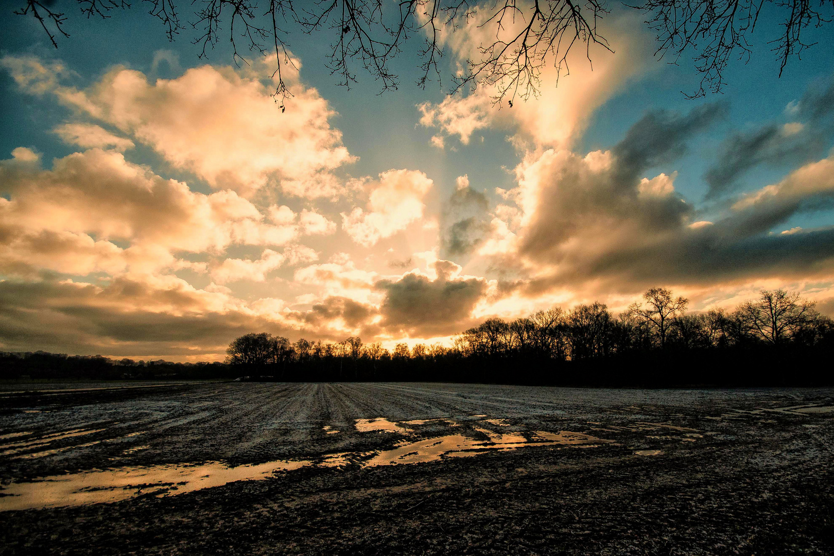 WOLKEN