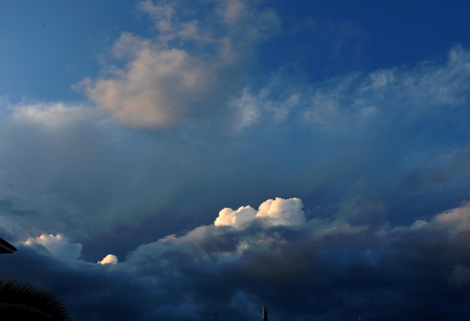 Wolken - der Kampf der Fronten