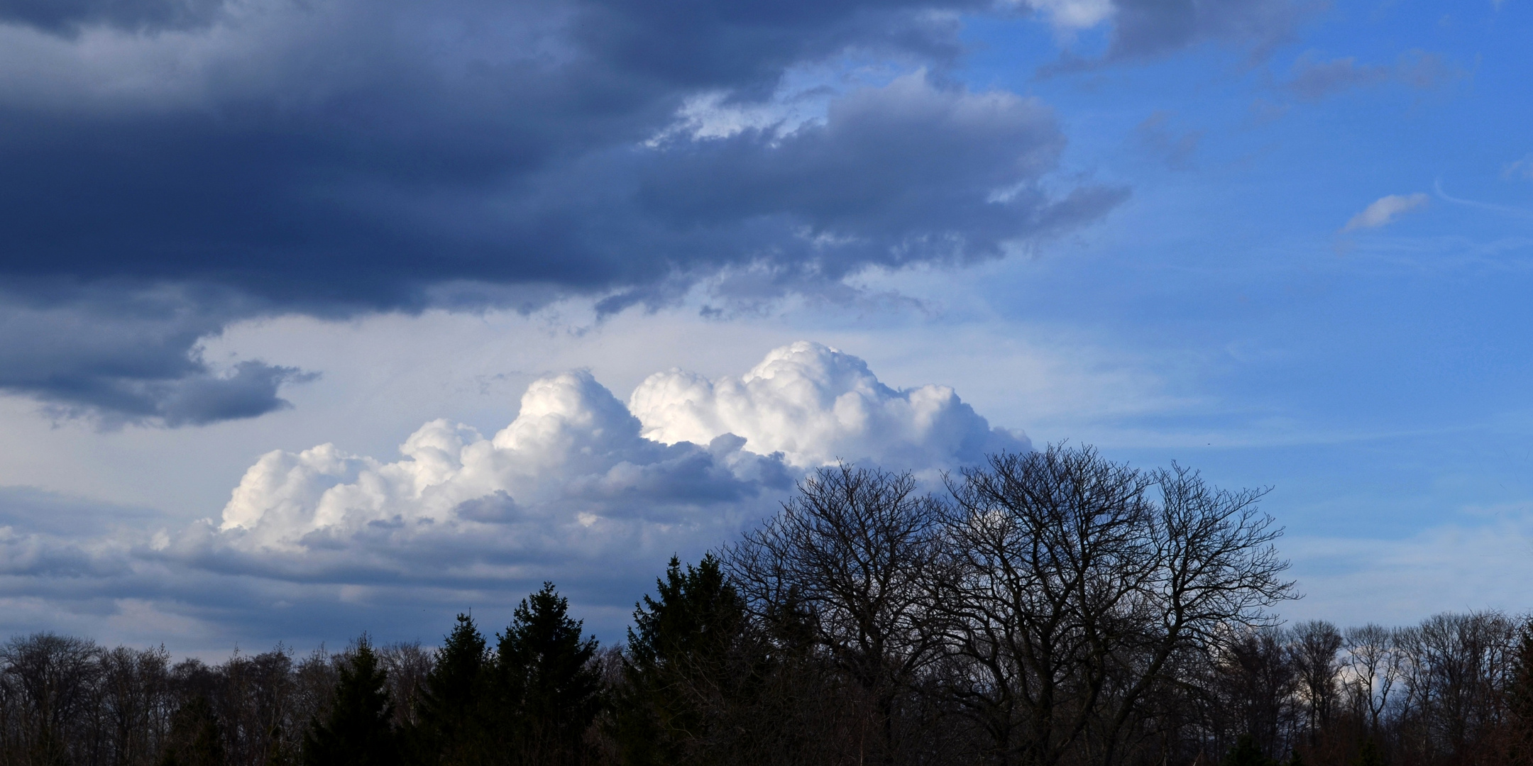 ~ Wolken im April ~