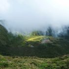 Wolken im Krater