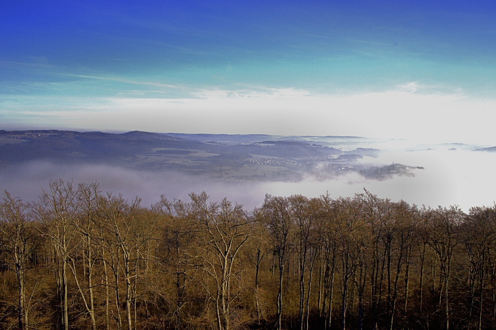 Wolken im Tal