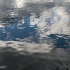 Wolken im Wasser