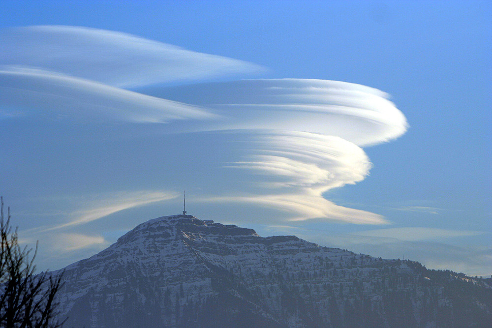 Wolken oder Besuch der Ausserirdischen? :-)