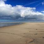 Wolken, Sand und Meer