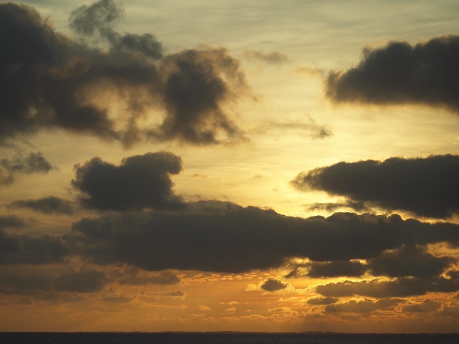 Wolken schauen macht glücklich.. .