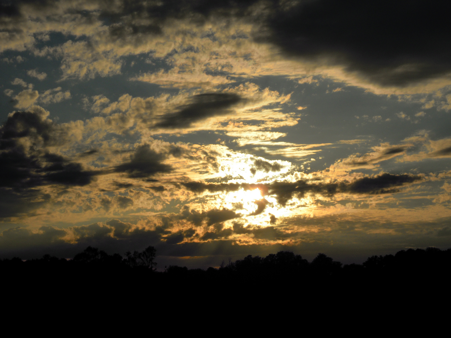 Wolken-Sonne-Spiel