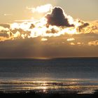 Wolken, Sonne und das Meer