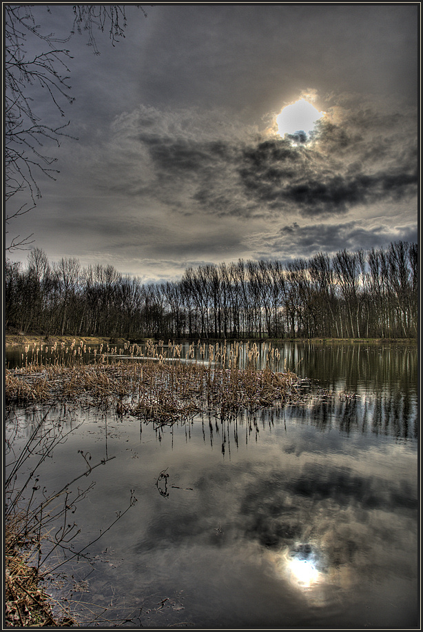 ... Wolken - Spiegel - Teich ...