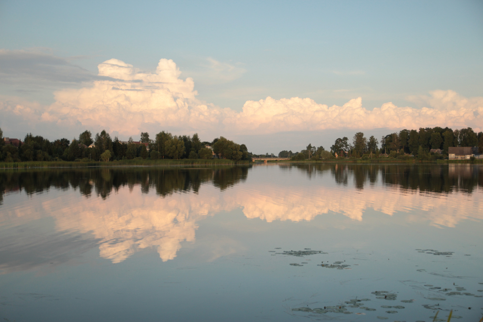 Wolken... Spiegelung...