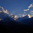 Wolken, Strahlen und Horn