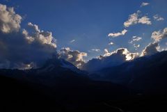 Wolken, Strahlen und Horn